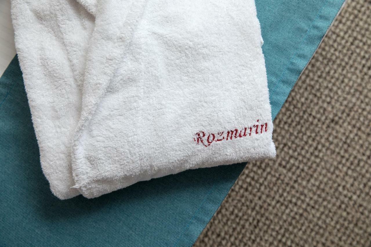 Hotel Rozmarin Predeal Buitenkant foto