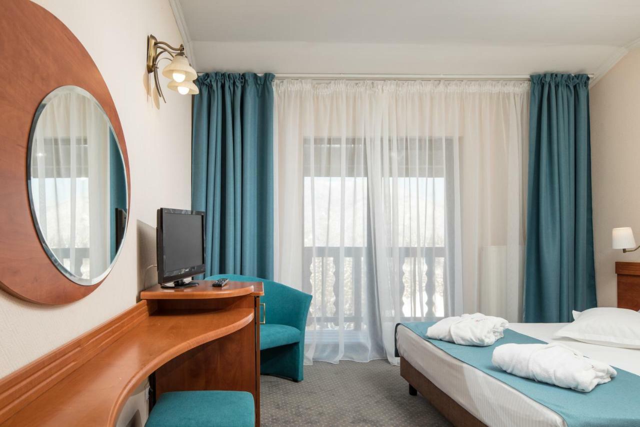 Hotel Rozmarin Predeal Buitenkant foto